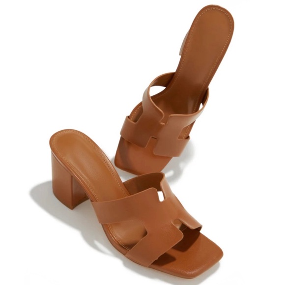 Tan H Band Block Heel Mules - Picture 2 of 7